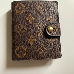 AUTHENTIC Louis Vuitton Wallet
